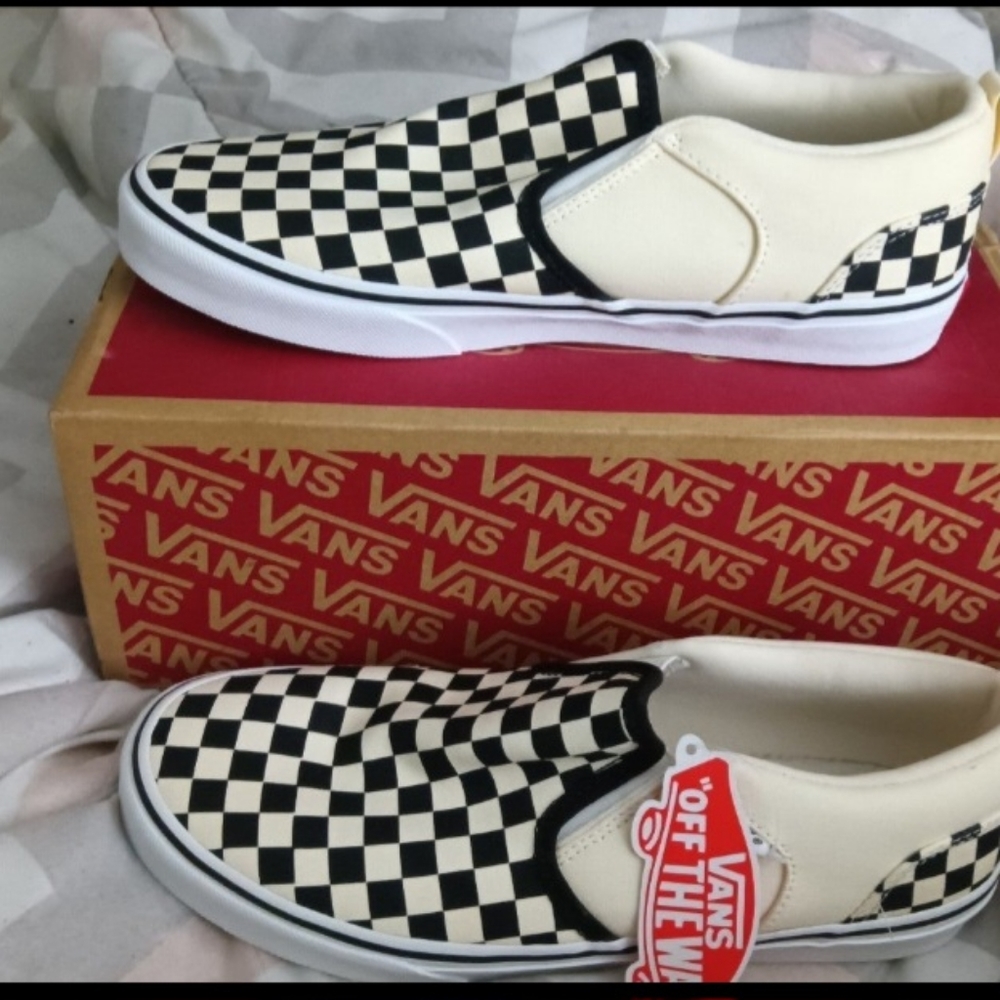 NIB Vans Asher Checkard